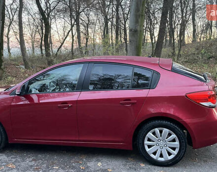 Красный Шевроле Круз, объемом двигателя 1.8 л и пробегом 135 тыс. км за 7300 $, фото 6 на Automoto.ua