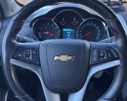 Красный Шевроле Круз, объемом двигателя 1.8 л и пробегом 65 тыс. км за 8500 $, фото 1 на Automoto.ua