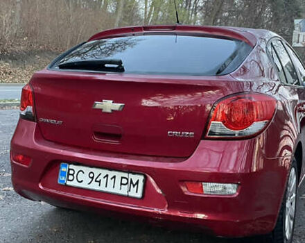 Красный Шевроле Круз, объемом двигателя 1.8 л и пробегом 135 тыс. км за 7300 $, фото 4 на Automoto.ua