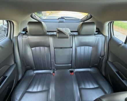 Червоний Шевроле Круз, об'ємом двигуна 1.8 л та пробігом 65 тис. км за 9318 $, фото 6 на Automoto.ua