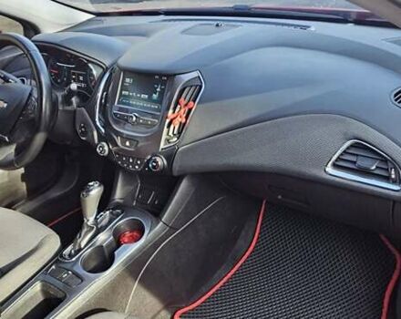 Червоний Шевроле Круз, об'ємом двигуна 1.4 л та пробігом 156 тис. км за 9000 $, фото 16 на Automoto.ua