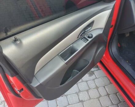 Червоний Шевроле Круз, об'ємом двигуна 1.6 л та пробігом 240 тис. км за 6300 $, фото 19 на Automoto.ua