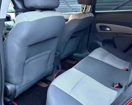 Червоний Шевроле Круз, об'ємом двигуна 1.6 л та пробігом 106 тис. км за 5100 $, фото 5 на Automoto.ua