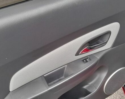 Червоний Шевроле Круз, об'ємом двигуна 1.6 л та пробігом 202 тис. км за 6500 $, фото 7 на Automoto.ua