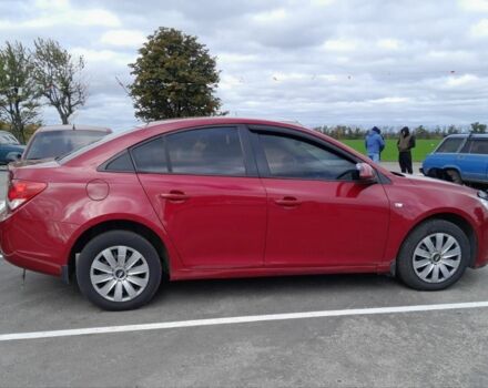 Червоний Шевроле Круз, об'ємом двигуна 1.6 л та пробігом 202 тис. км за 6500 $, фото 2 на Automoto.ua