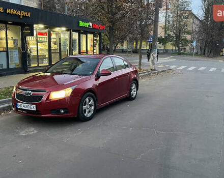 Красный Шевроле Круз, объемом двигателя 1.36 л и пробегом 204 тыс. км за 5399 $, фото 1 на Automoto.ua
