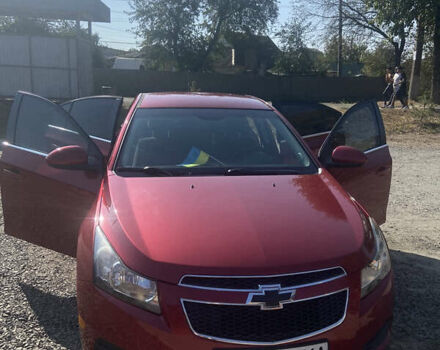 Красный Шевроле Круз, объемом двигателя 1.36 л и пробегом 200 тыс. км за 7300 $, фото 11 на Automoto.ua