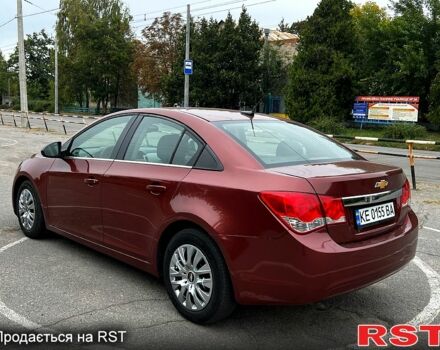 Красный Шевроле Круз, объемом двигателя 1.8 л и пробегом 170 тыс. км за 5700 $, фото 2 на Automoto.ua