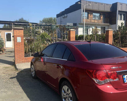 Красный Шевроле Круз, объемом двигателя 1.36 л и пробегом 200 тыс. км за 7300 $, фото 25 на Automoto.ua