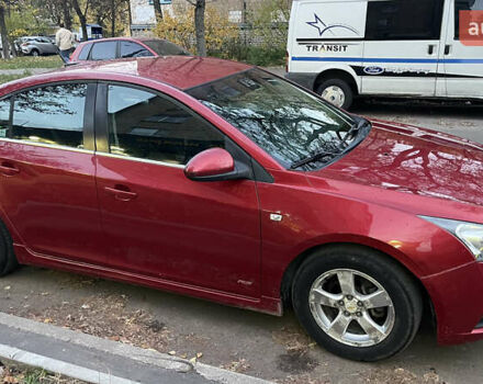 Красный Шевроле Круз, объемом двигателя 1.36 л и пробегом 204 тыс. км за 5399 $, фото 4 на Automoto.ua