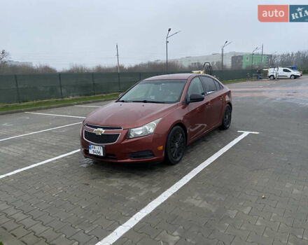 Красный Шевроле Круз, объемом двигателя 1.8 л и пробегом 266 тыс. км за 6250 $, фото 1 на Automoto.ua