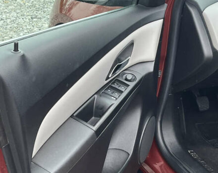 Червоний Шевроле Круз, об'ємом двигуна 1.8 л та пробігом 265 тис. км за 6150 $, фото 9 на Automoto.ua