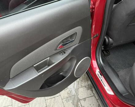 Червоний Шевроле Круз, об'ємом двигуна 1.8 л та пробігом 200 тис. км за 6350 $, фото 21 на Automoto.ua