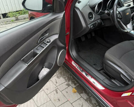 Червоний Шевроле Круз, об'ємом двигуна 1.8 л та пробігом 200 тис. км за 6350 $, фото 22 на Automoto.ua
