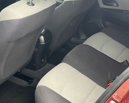 Червоний Шевроле Круз, об'ємом двигуна 1.8 л та пробігом 265 тис. км за 6150 $, фото 16 на Automoto.ua