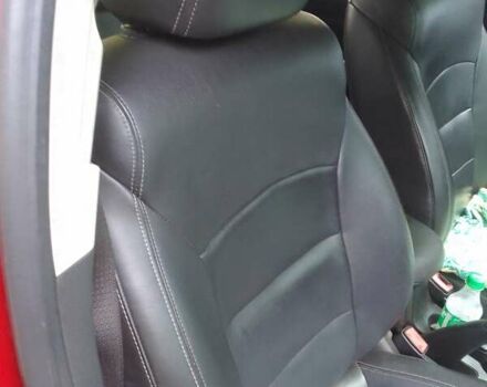 Красный Шевроле Круз, объемом двигателя 1.36 л и пробегом 142 тыс. км за 7000 $, фото 13 на Automoto.ua