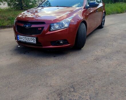 Красный Шевроле Круз, объемом двигателя 1.4 л и пробегом 102 тыс. км за 8300 $, фото 1 на Automoto.ua