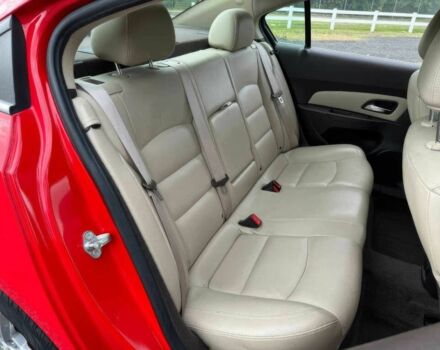 Красный Шевроле Круз, объемом двигателя 1.4 л и пробегом 87 тыс. км за 8000 $, фото 9 на Automoto.ua