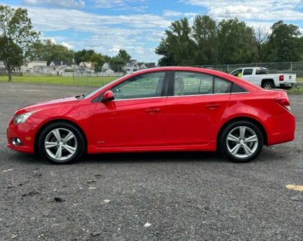 Красный Шевроле Круз, объемом двигателя 1.4 л и пробегом 87 тыс. км за 8000 $, фото 2 на Automoto.ua