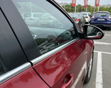 Красный Шевроле Круз, объемом двигателя 1.36 л и пробегом 220 тыс. км за 7500 $, фото 6 на Automoto.ua