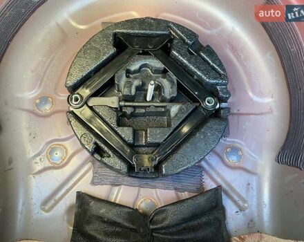 Красный Шевроле Круз, объемом двигателя 1.36 л и пробегом 157 тыс. км за 7600 $, фото 11 на Automoto.ua