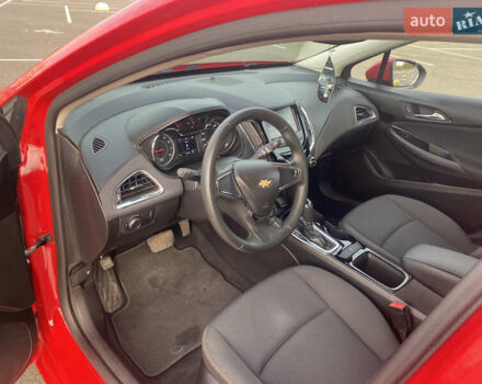 Шевроле Круз 2016 в Киеве на Automoto.ua Красный Шевроле Круз, объемом двигателя 1.4 л и пробегом 72 тыс. км за 9300 $, фото 25 на Automoto.ua