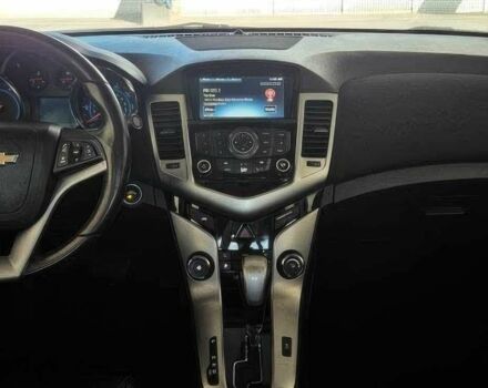 Красный Шевроле Круз, объемом двигателя 1.4 л и пробегом 75 тыс. км за 3400 $, фото 7 на Automoto.ua