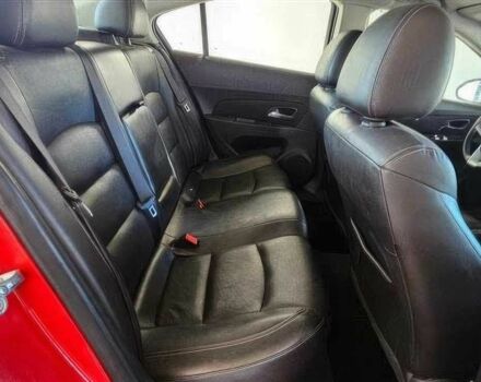 Красный Шевроле Круз, объемом двигателя 1.4 л и пробегом 75 тыс. км за 3400 $, фото 11 на Automoto.ua