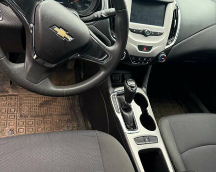 Красный Шевроле Круз, объемом двигателя 1.4 л и пробегом 170 тыс. км за 6700 $, фото 6 на Automoto.ua