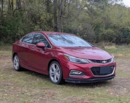 Красный Шевроле Круз, объемом двигателя 1.4 л и пробегом 52 тыс. км за 6300 $, фото 2 на Automoto.ua