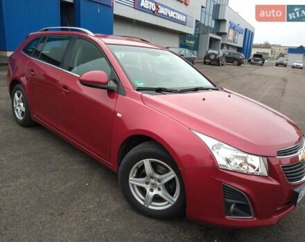 Красный Шевроле Круз, объемом двигателя 2 л и пробегом 90 тыс. км за 9500 $, фото 2 на Automoto.ua