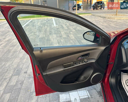 Шевроле Круз 2013 в Луцке на Automoto.ua Красный Шевроле Круз, объемом двигателя 1.7 л и пробегом 234 тыс. км за 7400 $, фото 53 на Automoto.ua