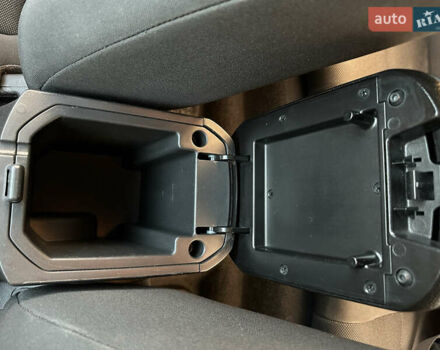 Шевроле Круз 2013 в Луцке на Automoto.ua Красный Шевроле Круз, объемом двигателя 1.7 л и пробегом 234 тыс. км за 7400 $, фото 67 на Automoto.ua