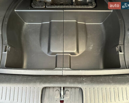 Шевроле Круз 2013 в Луцке на Automoto.ua Красный Шевроле Круз, объемом двигателя 1.7 л и пробегом 234 тыс. км за 7400 $, фото 76 на Automoto.ua