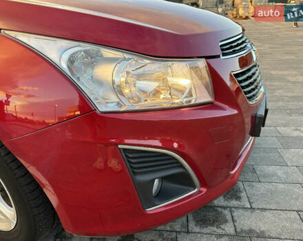 Шевроле Круз 2013 в Луцке на Automoto.ua Красный Шевроле Круз, объемом двигателя 1.7 л и пробегом 234 тыс. км за 7400 $, фото 49 на Automoto.ua