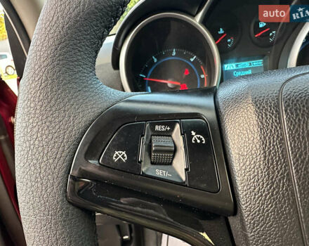 Шевроле Круз 2013 в Луцке на Automoto.ua Красный Шевроле Круз, объемом двигателя 1.7 л и пробегом 234 тыс. км за 7400 $, фото 64 на Automoto.ua