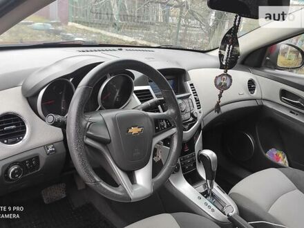 Шевроле Круз 2010 у Кодыме на Automoto.ua Червоний Шевроле Круз, об'ємом двигуна 1.8 л та пробігом 230 тис. км за 6200 $, фото 1 на Automoto.ua
