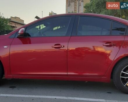 Красный Шевроле Круз, объемом двигателя 0 л и пробегом 111 тыс. км за 6900 $, фото 1 на Automoto.ua