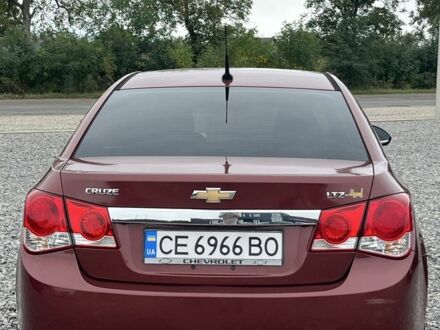 Шевроле Круз 2012 у Чернівцях на Automoto.ua Червоний Шевроле Круз, об'ємом двигуна 1.8 л та пробігом 265 тис. км за 6150 $, фото 1 на Automoto.ua