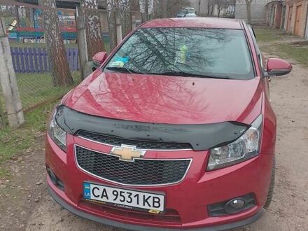 Шевроле Круз 2012 в Богуславе на Automoto.ua Красный Шевроле Круз, объемом двигателя 1.69 л и пробегом 138 тыс. км за 8200 $, фото 1 на Automoto.ua