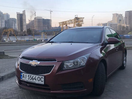 Шевроле Круз 2012 у Києві на Automoto.ua Червоний Шевроле Круз, об'ємом двигуна 1.4 л та пробігом 265 тис. км за 6250 $, фото 1 на Automoto.ua