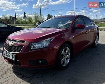 Красный Шевроле Круз, объемом двигателя 1.8 л и пробегом 182 тыс. км за 7600 $, фото 1 на Automoto.ua