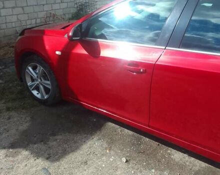 Шевроле Круз 2013 в Чернигове на Automoto.ua Красный Шевроле Круз, объемом двигателя 1.36 л и пробегом 142 тыс. км за 7200 $, фото 1 на Automoto.ua