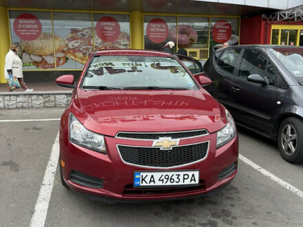 Красный Шевроле Круз, объемом двигателя 1.36 л и пробегом 220 тыс. км за 7500 $, фото 1 на Automoto.ua