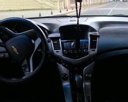 Шевроле Круз, объемом двигателя 1.8 л и пробегом 135 тыс. км за 6500 $, фото 11 на Automoto.ua