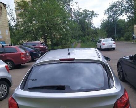 Шевроле Круз, объемом двигателя 1.8 л и пробегом 120 тыс. км за 6600 $, фото 1 на Automoto.ua