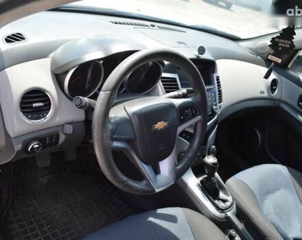 Шевроле Круз, объемом двигателя 0 л и пробегом 249 тыс. км за 5500 $, фото 6 на Automoto.ua