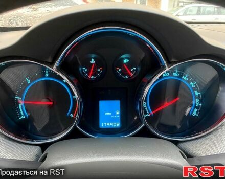 Шевроле Круз, объемом двигателя 2 л и пробегом 180 тыс. км за 7500 $, фото 13 на Automoto.ua