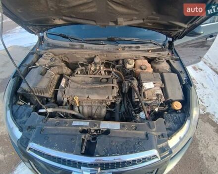 Шевроле Круз, объемом двигателя 1.8 л и пробегом 210 тыс. км за 7000 $, фото 4 на Automoto.ua