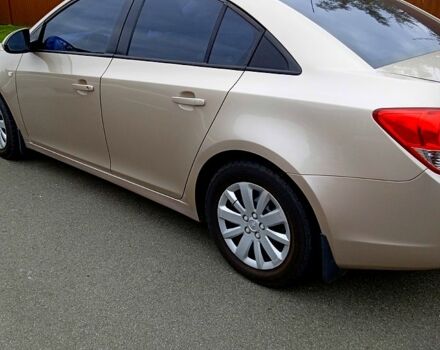 Шевроле Круз, объемом двигателя 1.8 л и пробегом 182 тыс. км за 6700 $, фото 2 на Automoto.ua